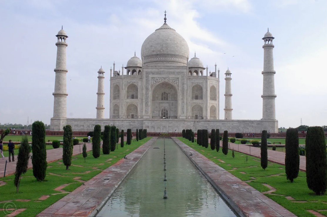 Taj Mahal Fountain